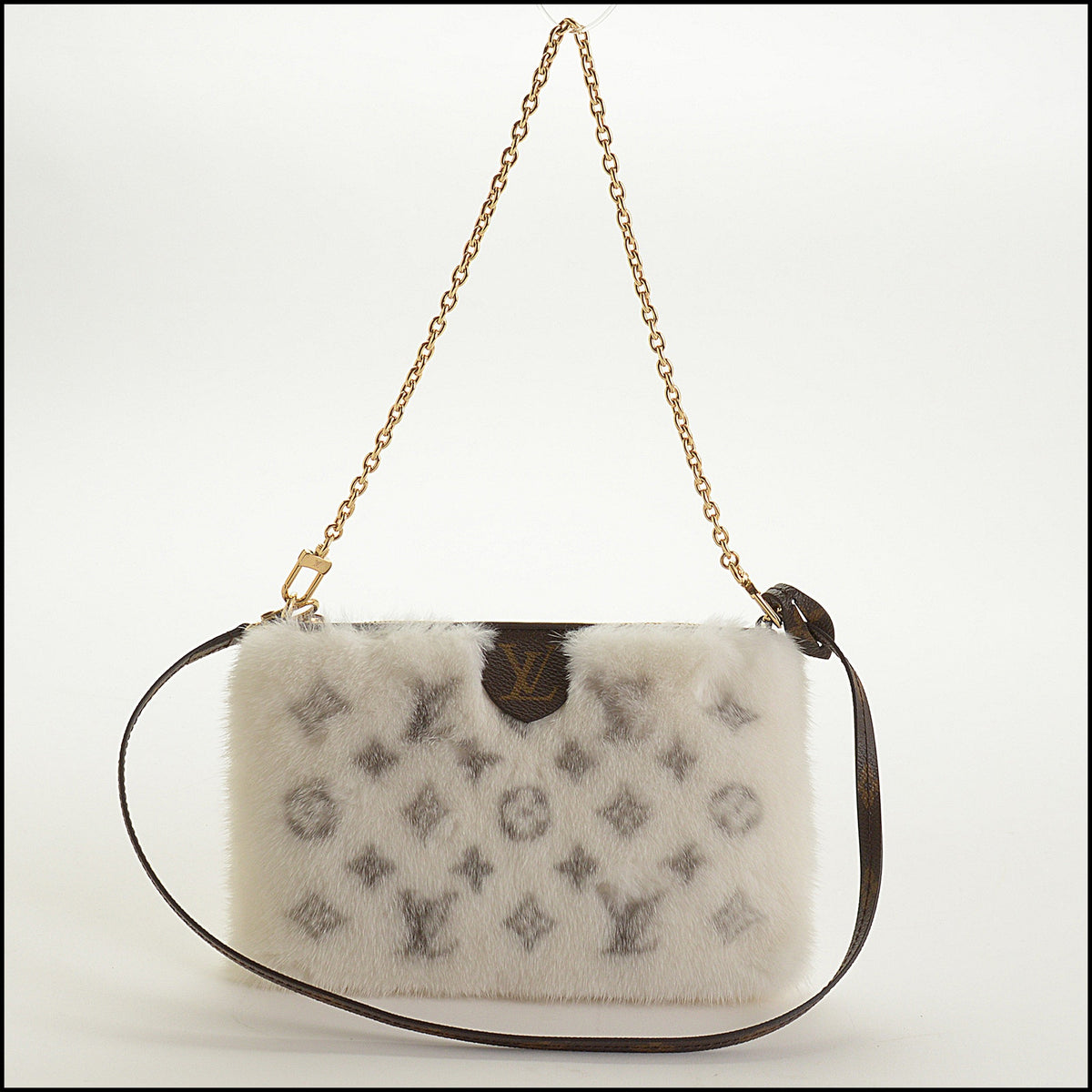 RDC15642 LOUIS VUITTON White Mink Monogram Neo Pochette Milla