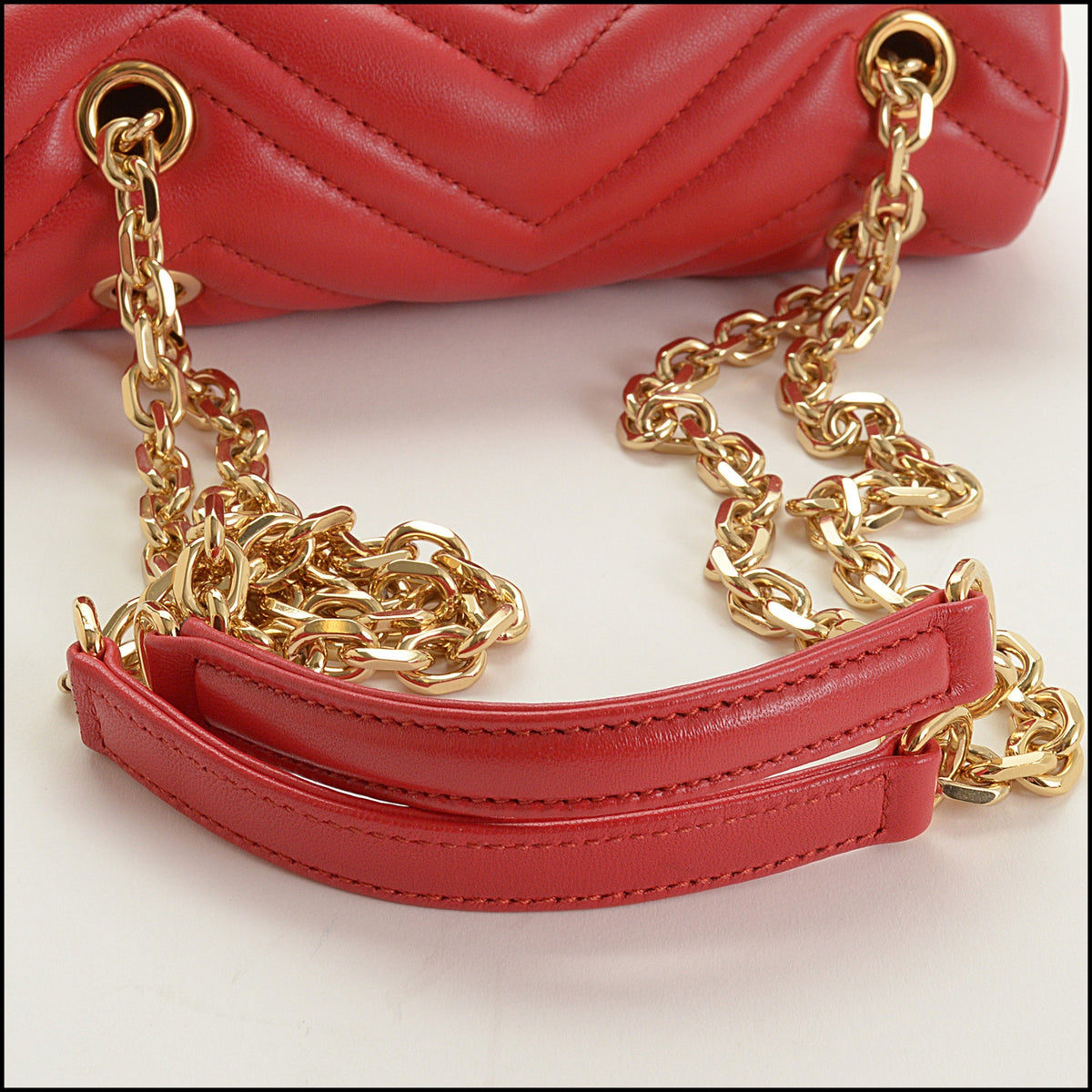 RDC15644 GUCCI Red Matalasse Leather GG Marmont Small Shoulder Bag