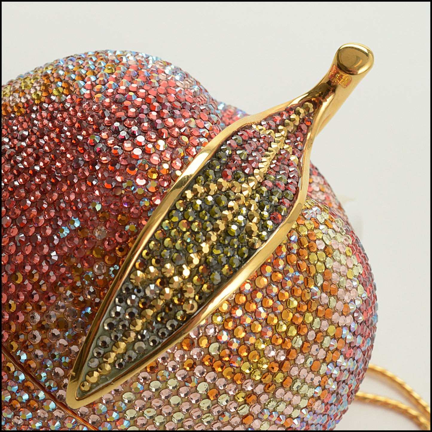RDC15246 JUDITH LEIBER Pink Peachy Apple Crystal Minaudiere Bag