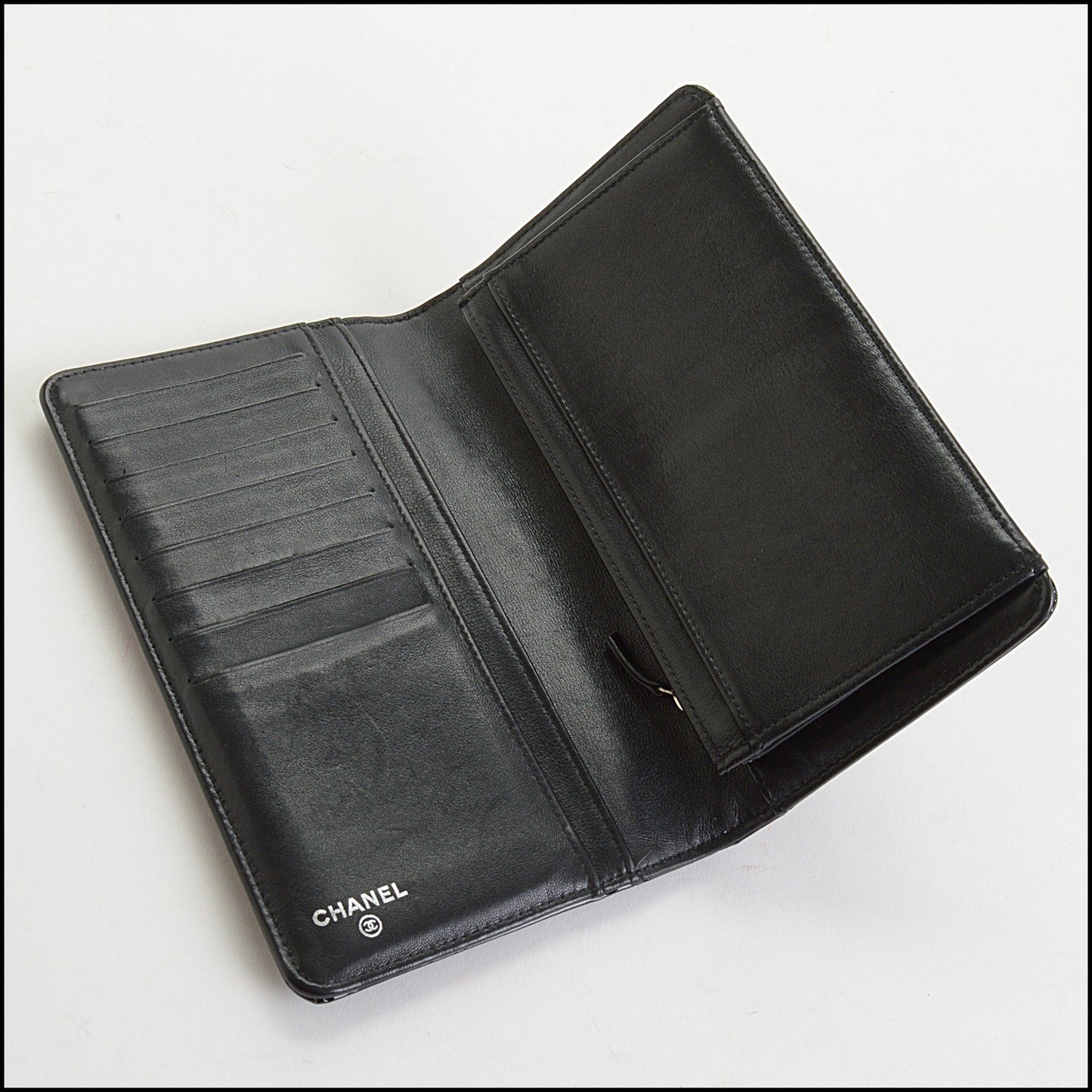 RDC14267 Authentic CHANEL Black Patent Leather White CC Logo Wallet