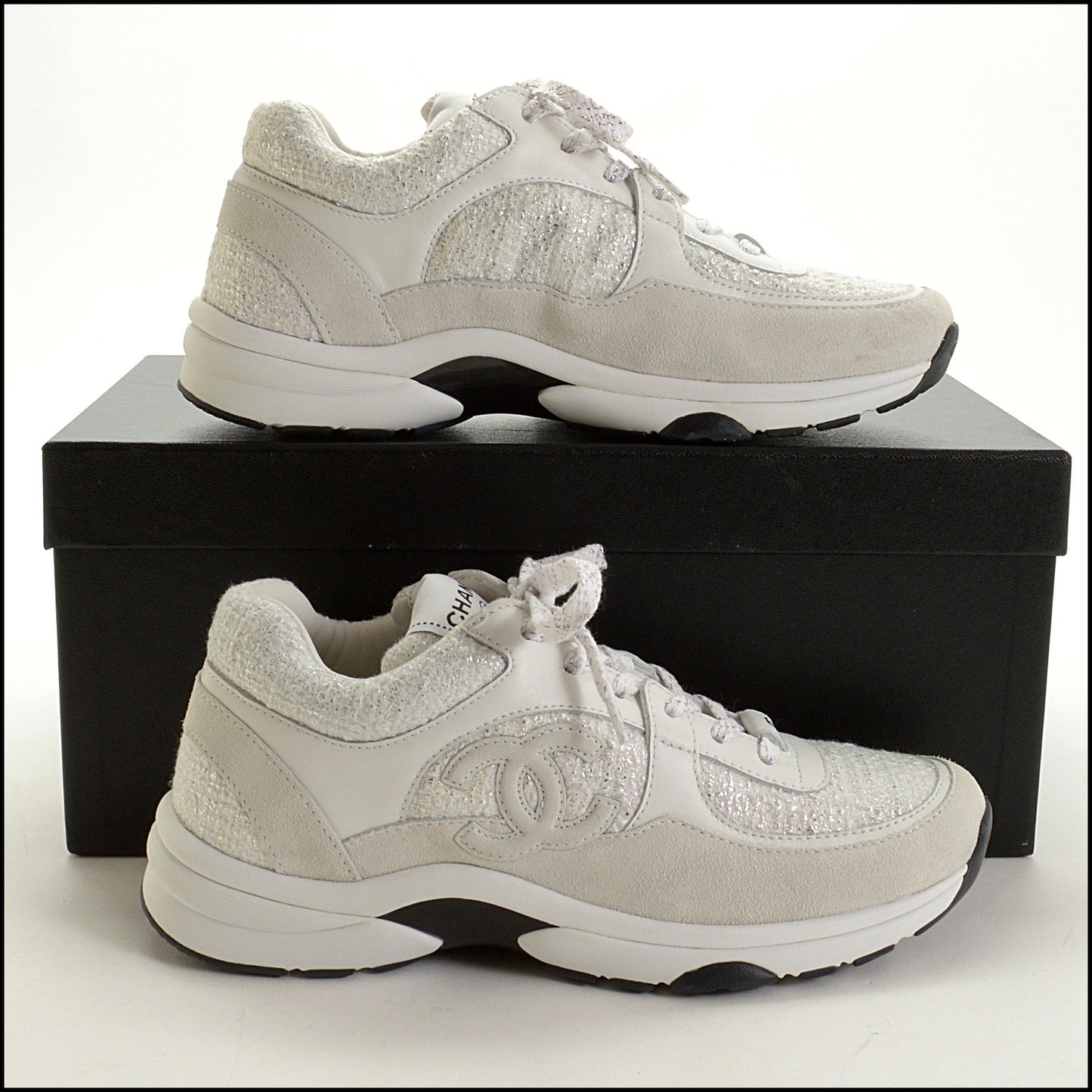 RDC15126 CHANEL '23 White and Silver Tweed Sneaker EU 37.5