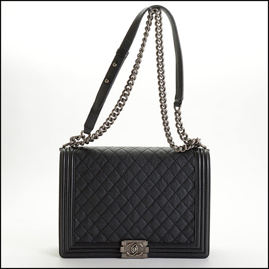 RDC15015 CHANEL '13-'14 Black Leather Quilted Large Boy Bag