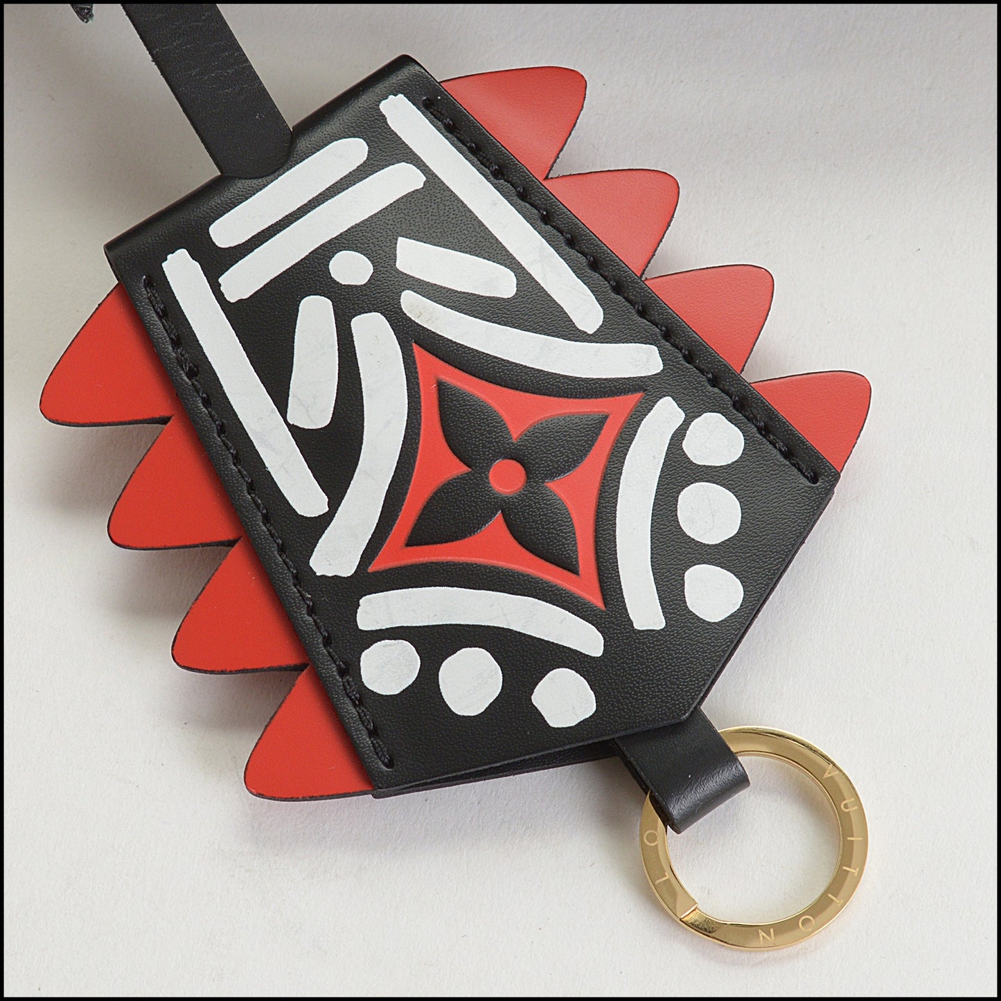 RDC14930 LOUIS VUITTON 2020 Black/Creme Empreinte Giant Monogram Crafty Pochette Metis