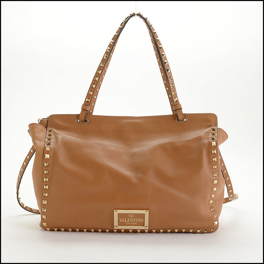 RDC14548 VALENTINO GARAVANI Tan Leather Rockstud Tote Bag