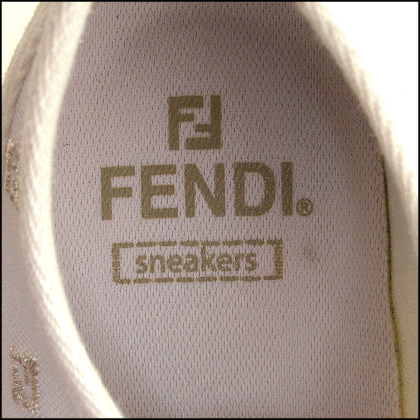 RDC14958 Authentic FENDI White Canvas FF Domino Low-Top Sneakers Size 39