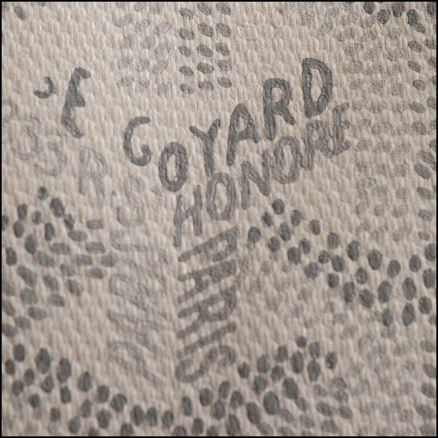 RDC15607 GOYARD '05 White Goyardine Croisiere 35 Boston bag