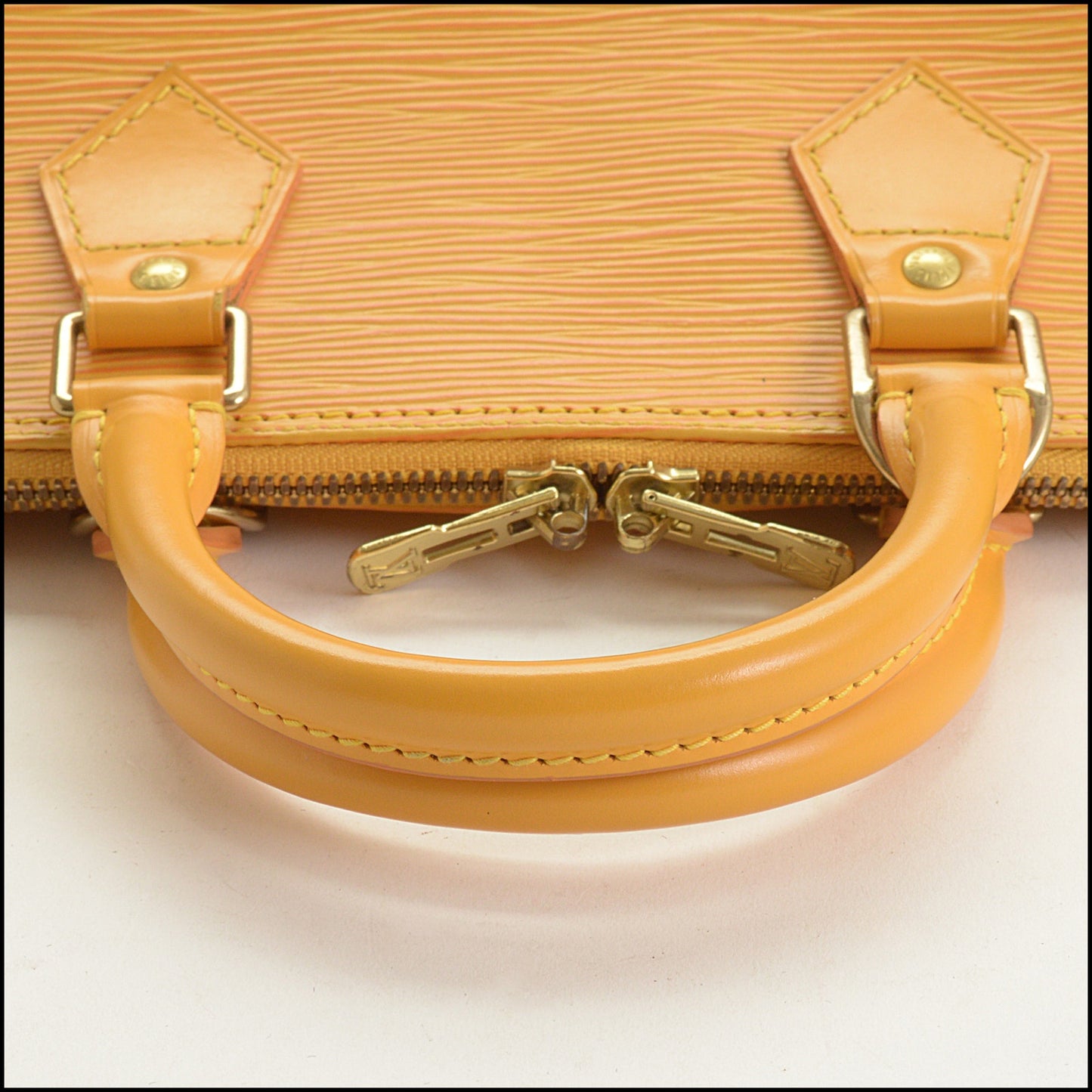 RDC15381 LOUIS VUITTON '96 Yellow Epi Leather Alma Bag