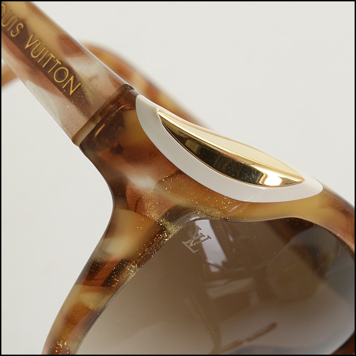 RDC15004 LOUIS VUITTON Honey Tortoise Ivy Cat Sunglasses Z0747E