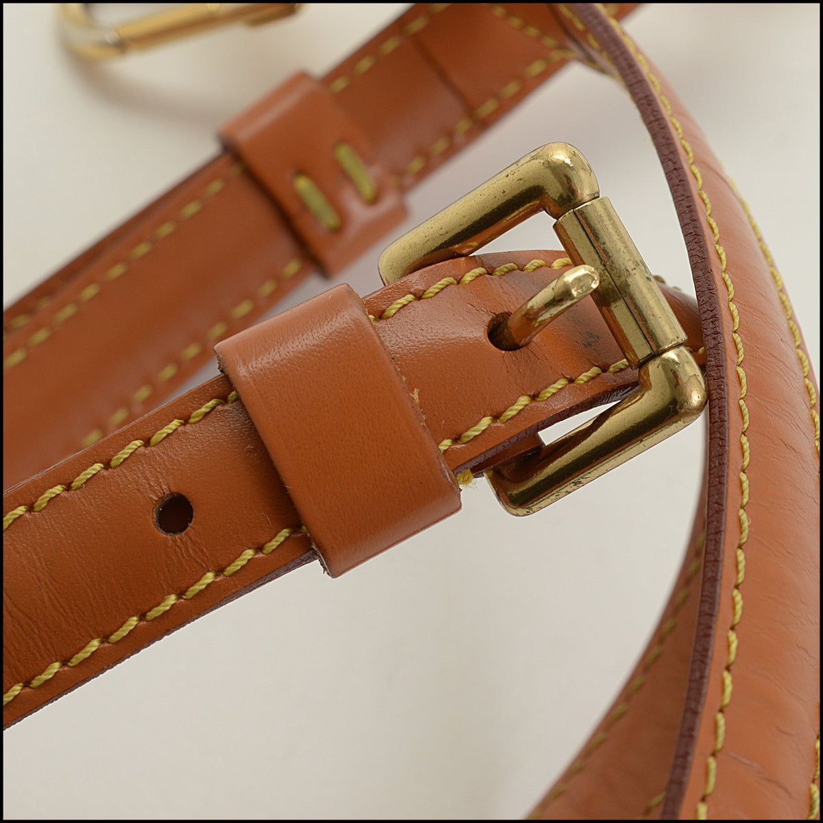 RDC15733 LOUIS VUITTON Cognac Leather Long Narrow Shoulder Strap