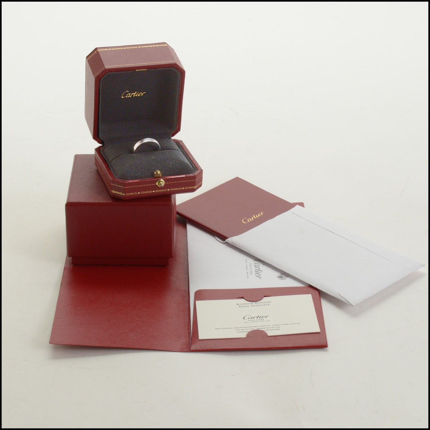 RDC15125 CARTIER 60 18k White Gold and Diamond Love Ring Size 9