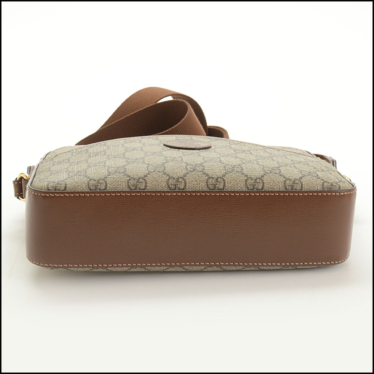 RDC15631 GUCCI Brown GG Supreme Monogram Messenger Bag