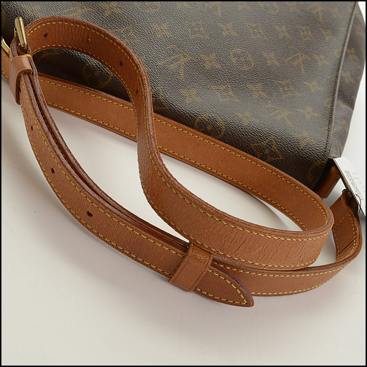 RDC15690 LOUIS VUITTON Monogram Musette GM Crossbody Bag
