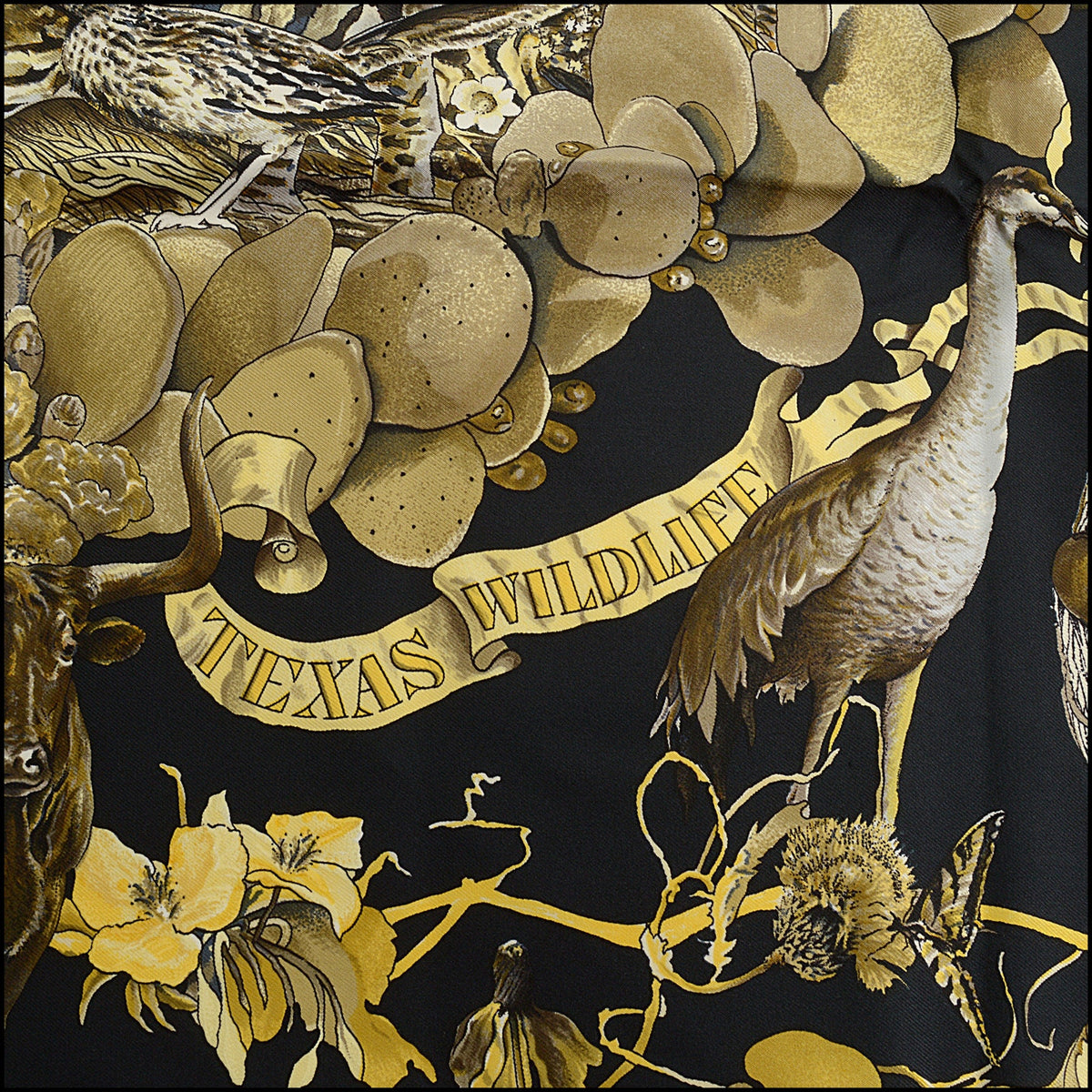 RDC15688 HERMES Black/Red/Gold ''Faune et Flore du Texas'' Carre 90 Silk Scarf
