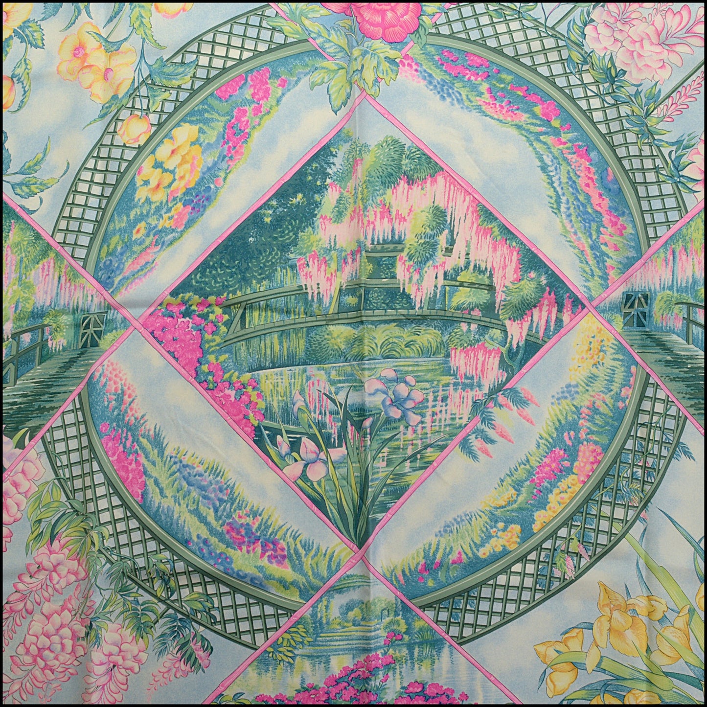 RDC15096 HERMES Vintage Green/Pink "Giverny" 90 Silk Scarf