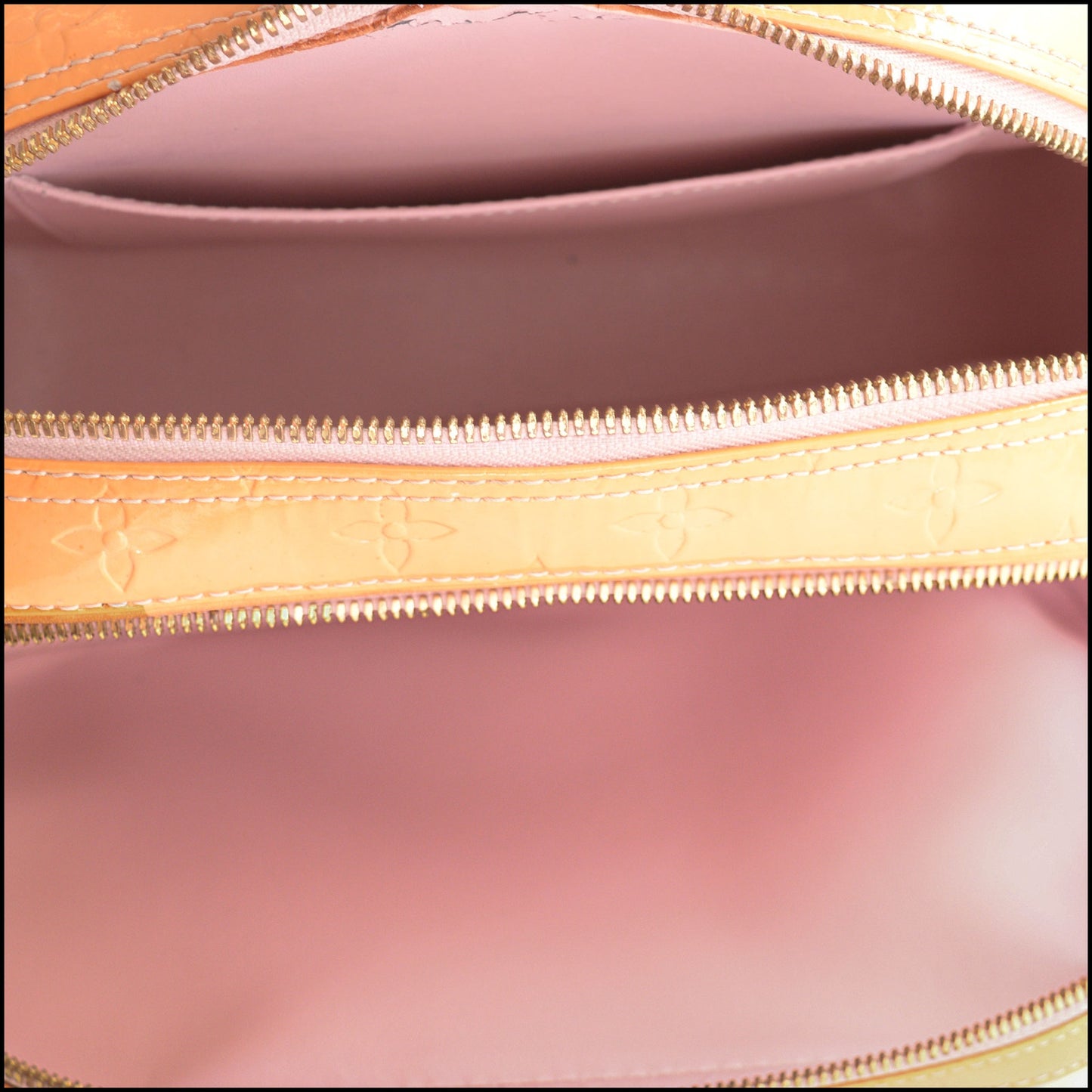 RDC15584 LOUIS VUITTON '06 Peach Vernis Monogram Murray Small Backpack