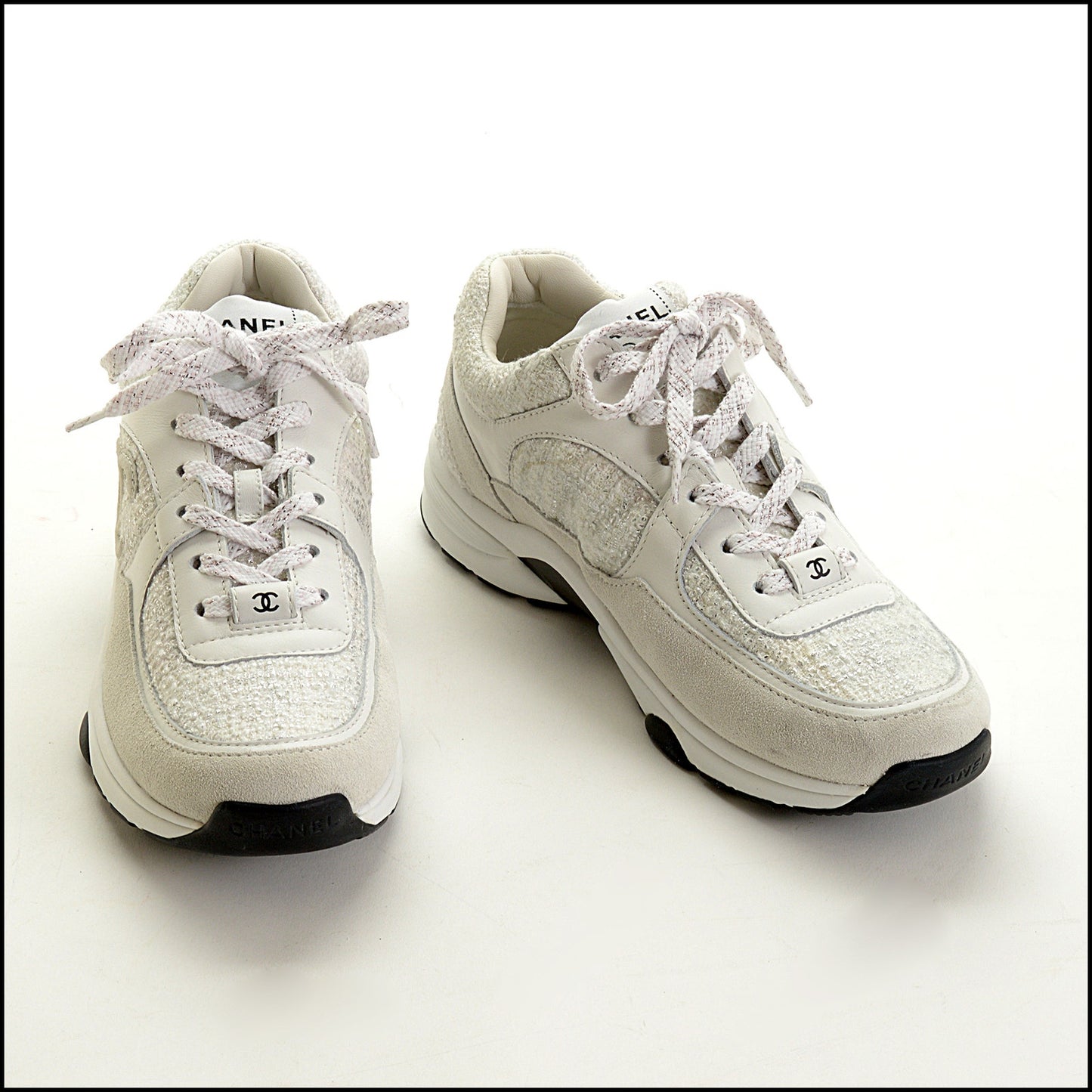 RDC15126 CHANEL '23 White and Silver Tweed Sneaker EU 37.5