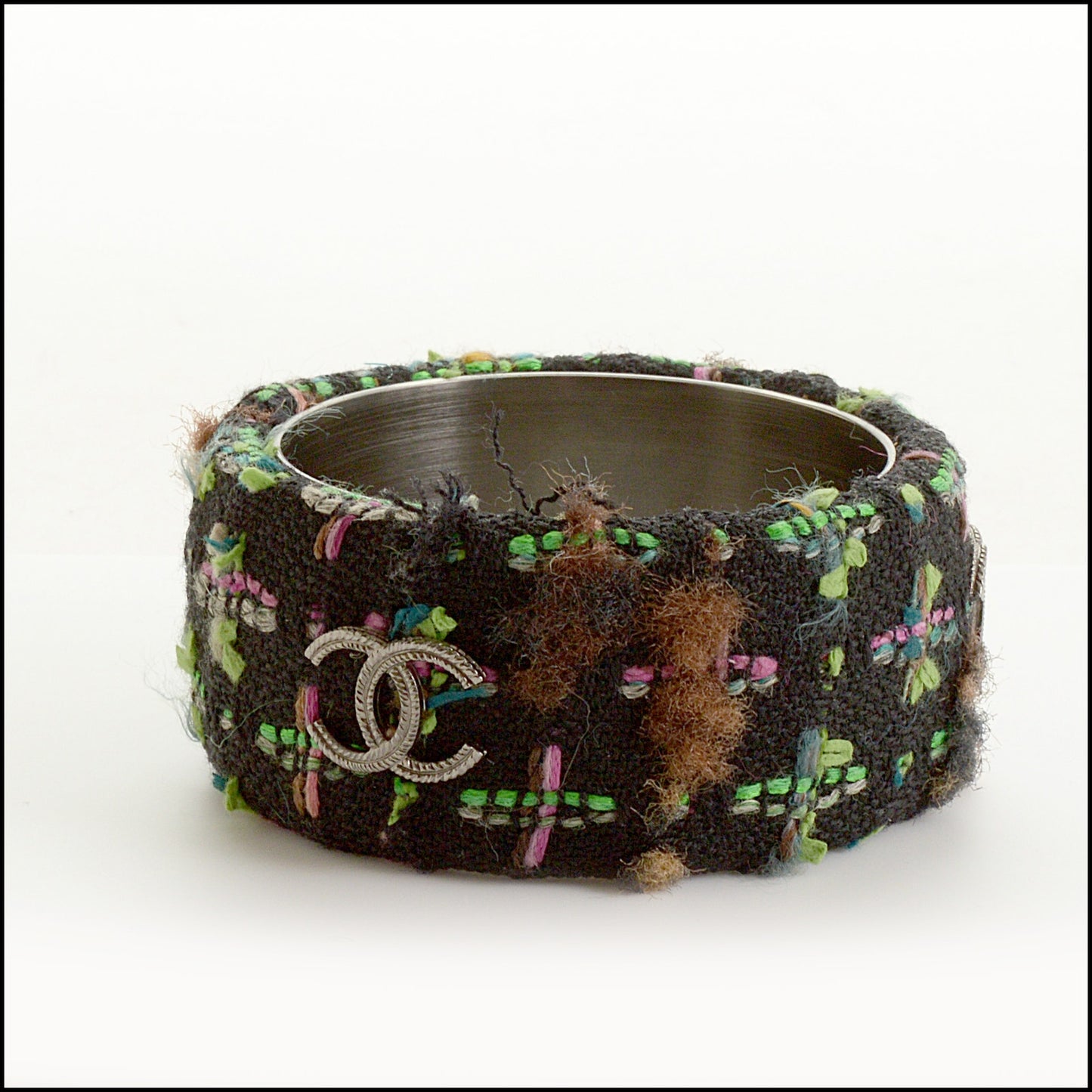 RDC15376 CHANEL '13 Black Tweed Interlocking CC Wide Bangle Size Medium