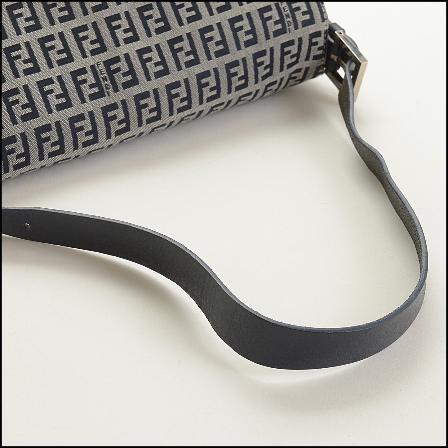 RDC15509 FENDI Vintage Navy Zucchino Vitello Mama Bag