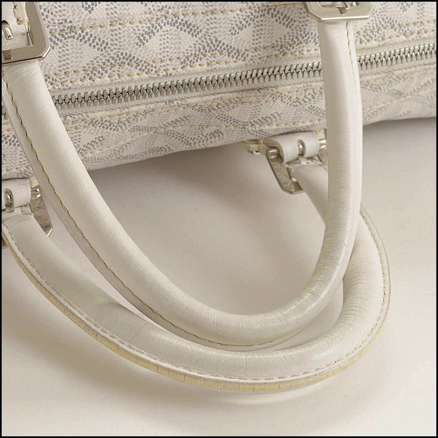 RDC15607 GOYARD '05 White Goyardine Croisiere 35 Boston bag
