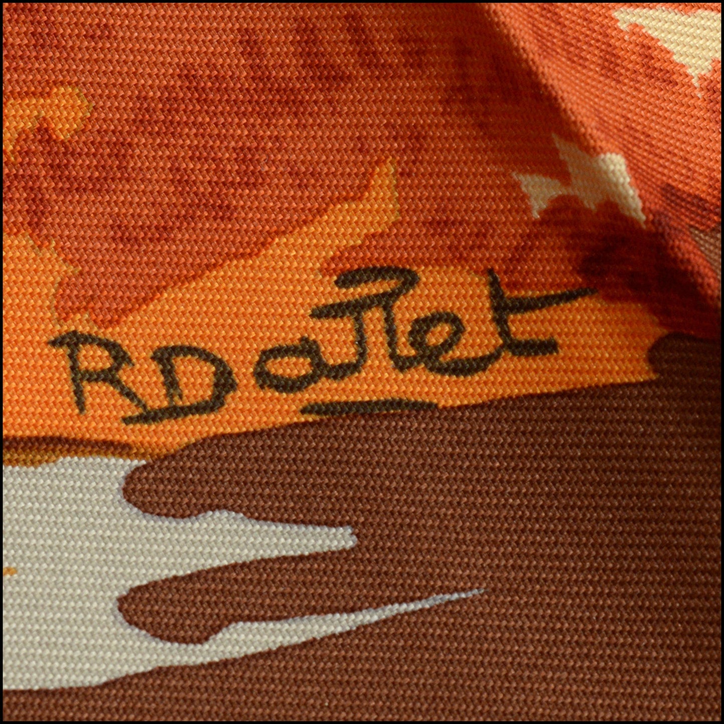 RDC15460 HERMES Vintage 1997 Brown/Yellow "Africa" Silk Scarf 90 cm