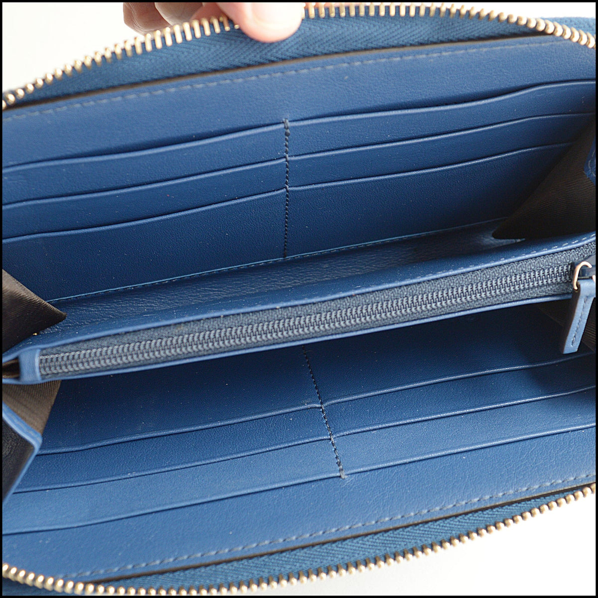 RDC15721 GUCCI Blue Micro GG Guccissima Leather Zip Around Wallet