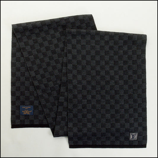 RDC15170 LOUIS VUITTON Grey Neo Petit Damier Wool Scarf