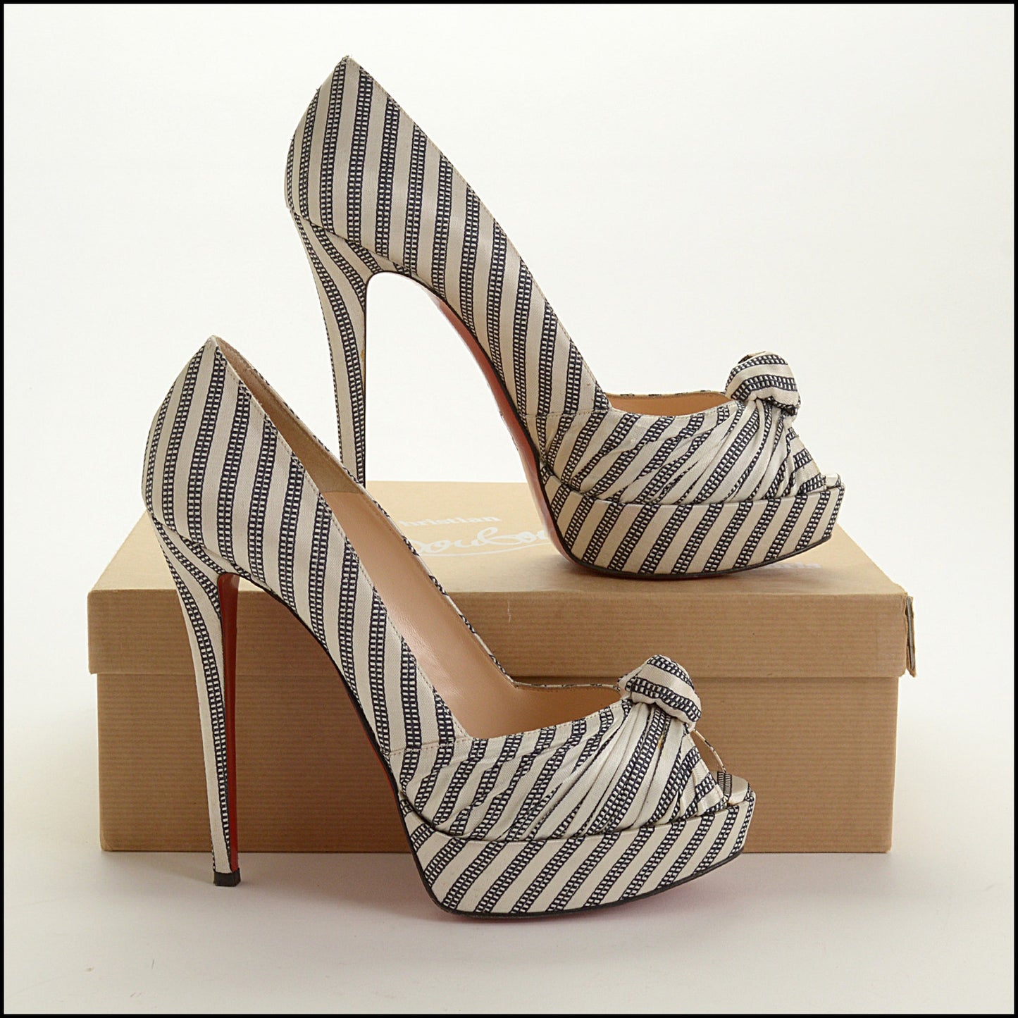 RDC15538 CHRISTIAN LOUBOUTIN Black/White Damas Greissimo Peeptoe Pump Size 41
