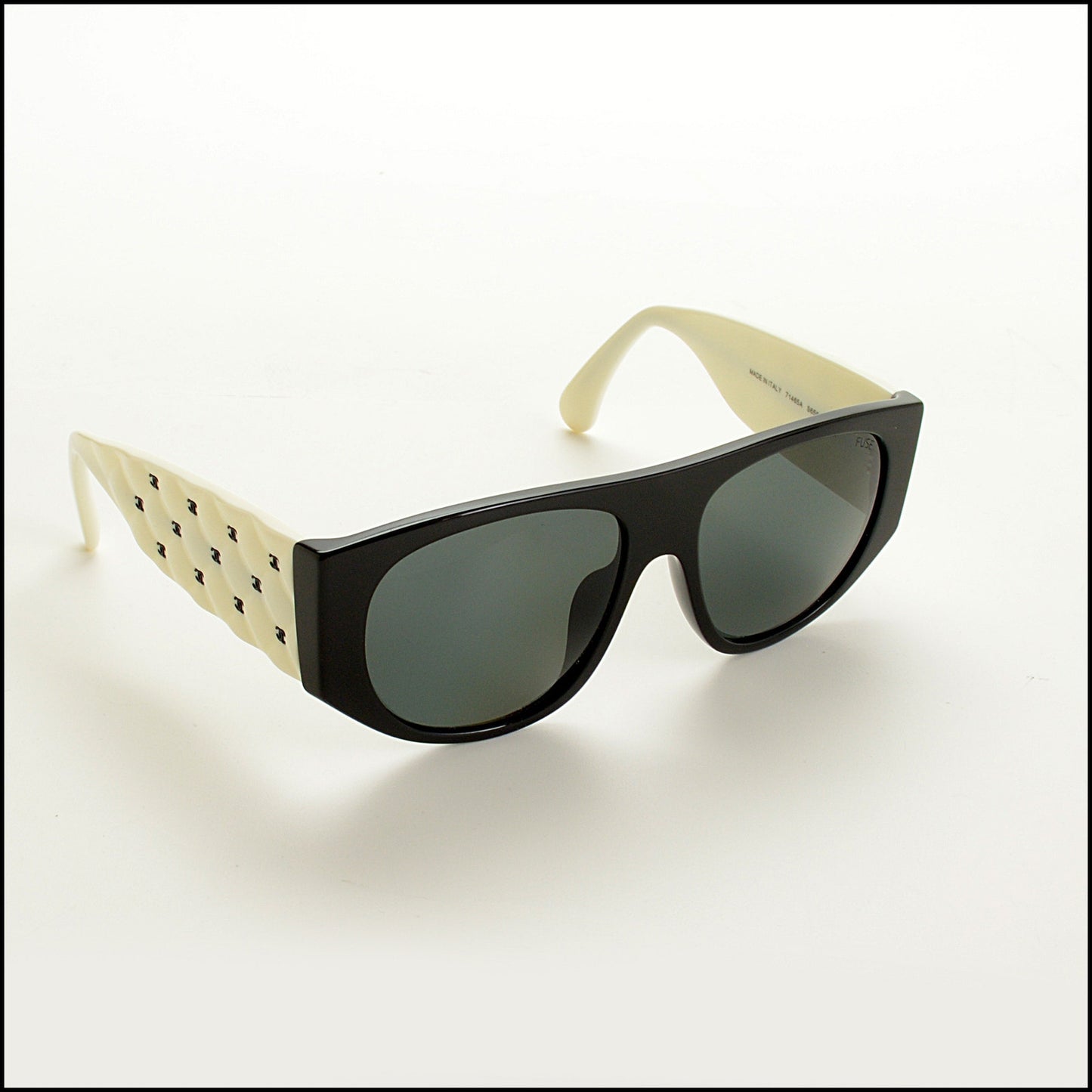 RDC15362 CHANEL '22 Black/Ivory Quilted CC Pilot Sunglasses