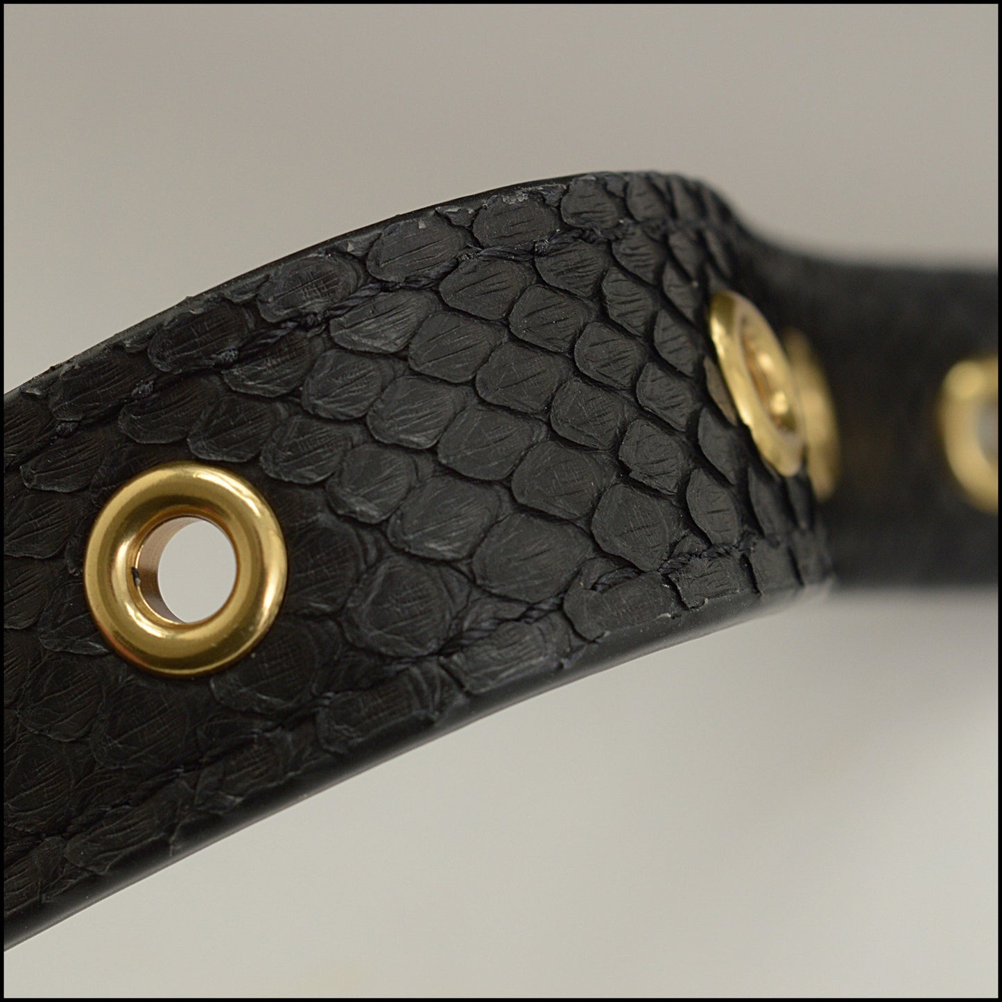 RDC15022 COACH Black Python Idol Crossbody Chain Strap Bag