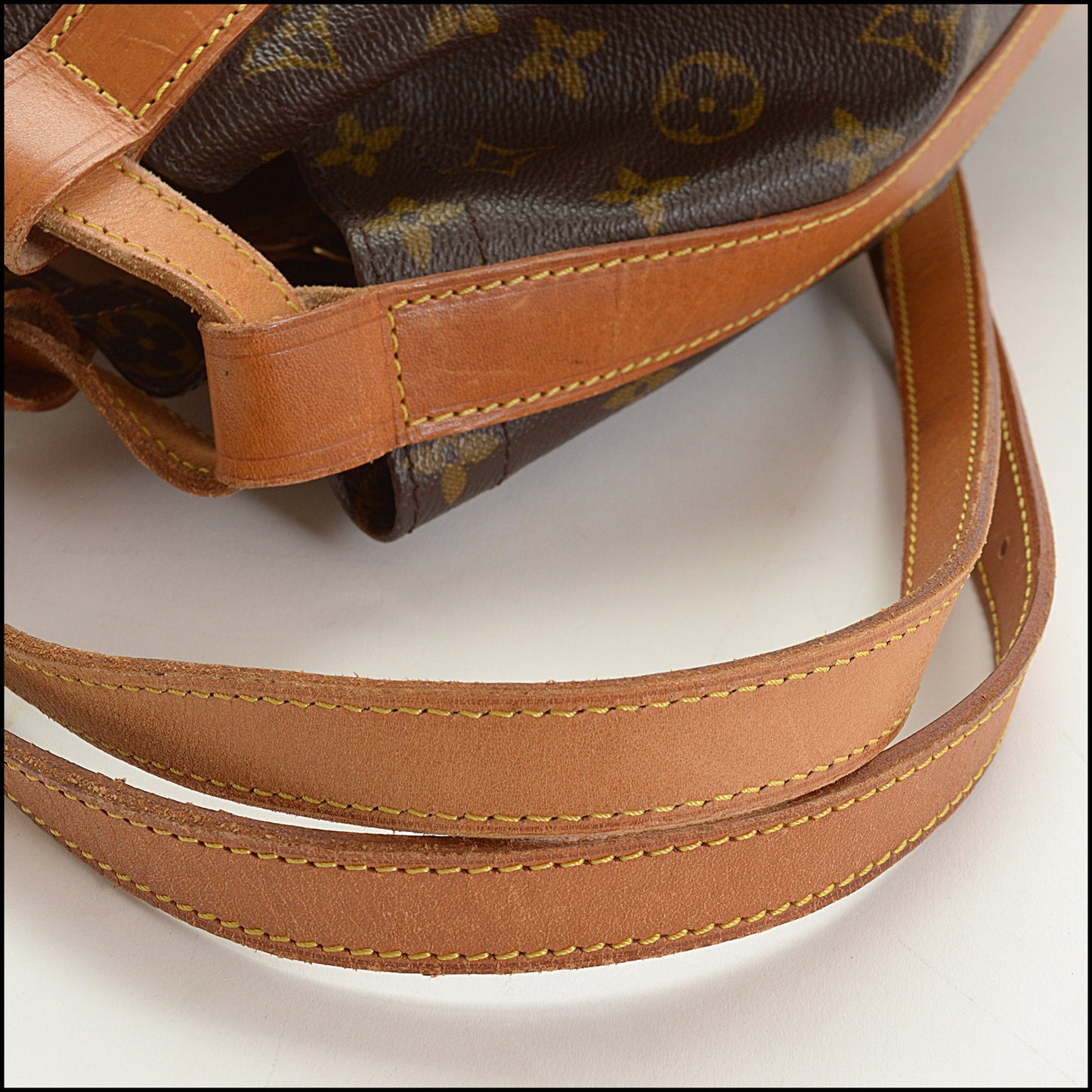 RDC15059 LOUIS VUITTON '95 LV Monogram Canvas Randonee Sling Backpack