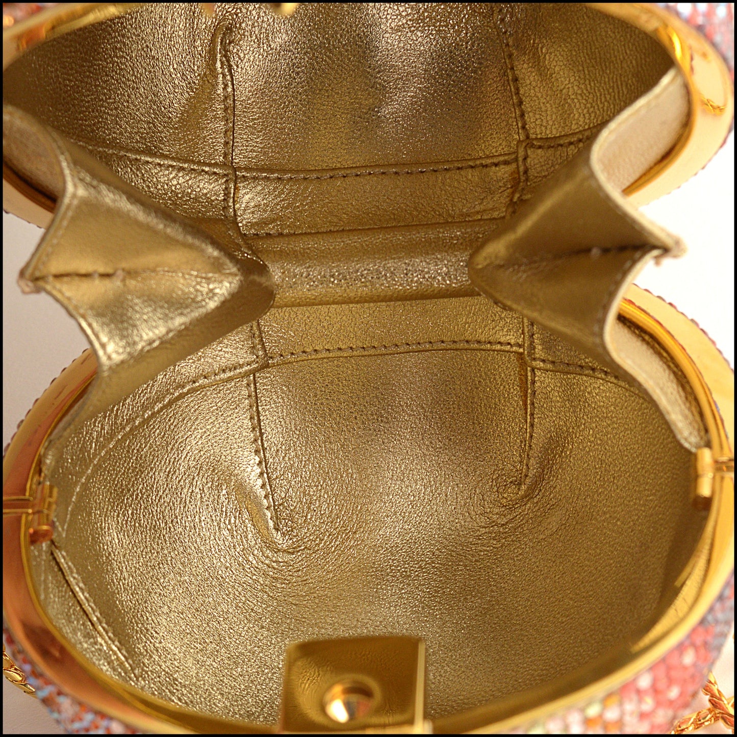 RDC15246 JUDITH LEIBER Pink Peachy Apple Crystal Minaudiere Bag