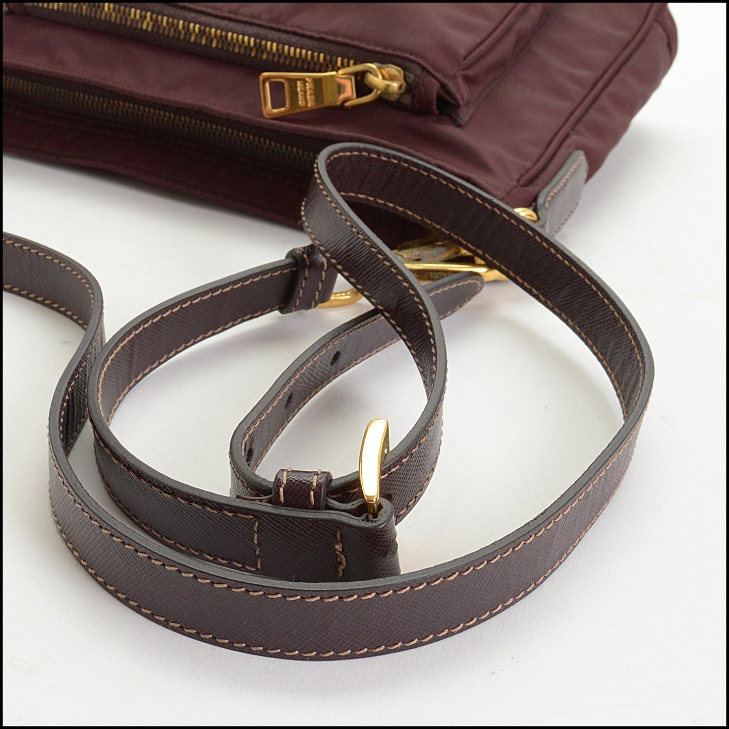 RDC14974 PRADA 2010 Bordeaux Tessuto Nylon & Saffiano Leather Bandoliera Bag