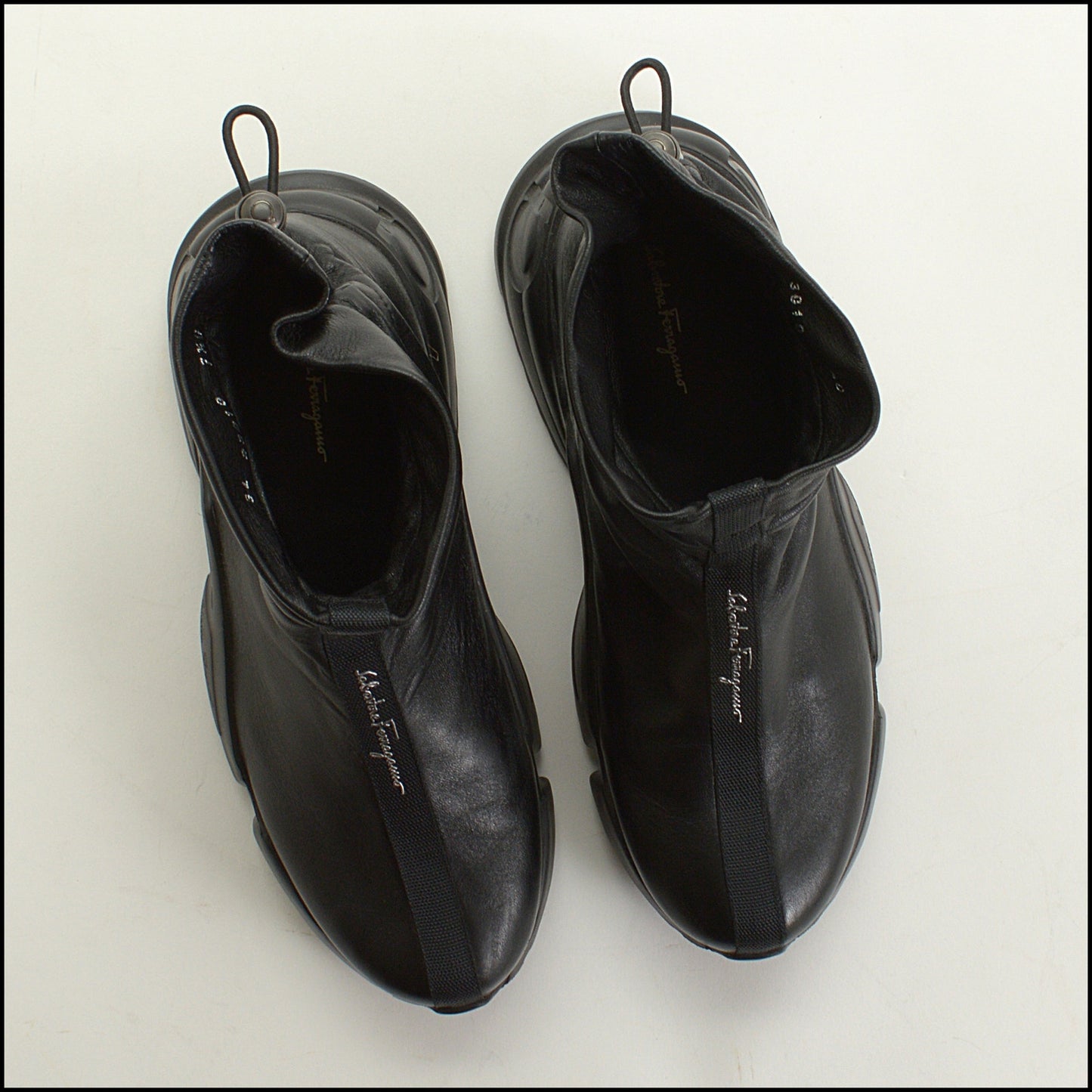 RDC15076 SALVATORE FERRAGAMO Black Nappa Leather Ankle Boots size 7.5 C