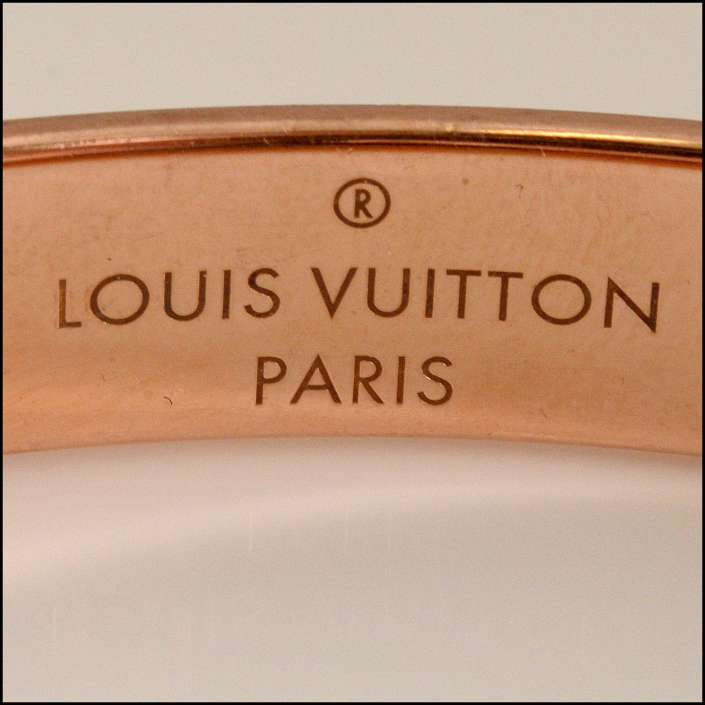 RDC15387 LOUIS VUITTON LV Nanogram Rose Gold Oval Cuff Bracelet Size S