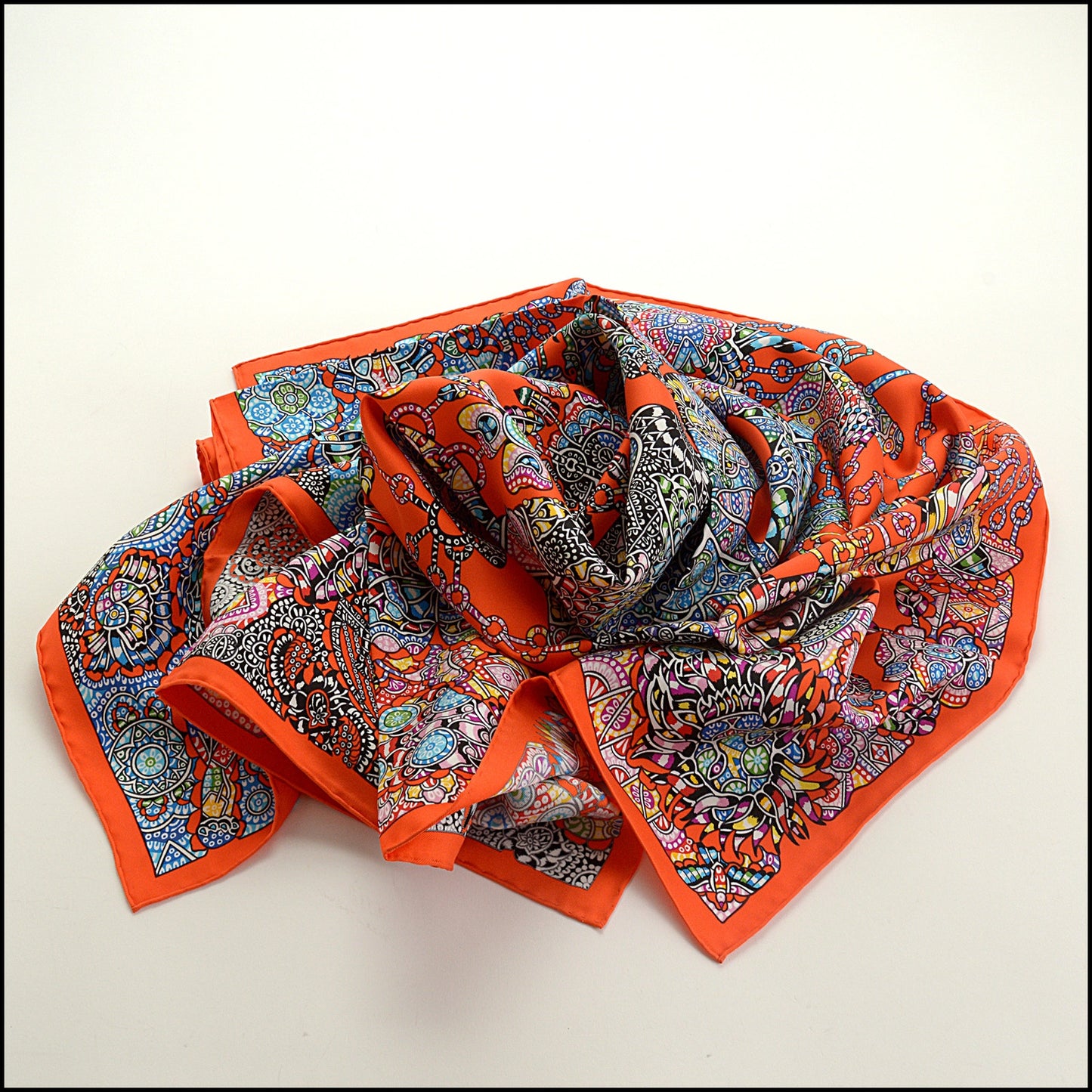 RDC15459 HERMES '20/21 Orange "La Legende de la Foret" Silk Scarf 90cm