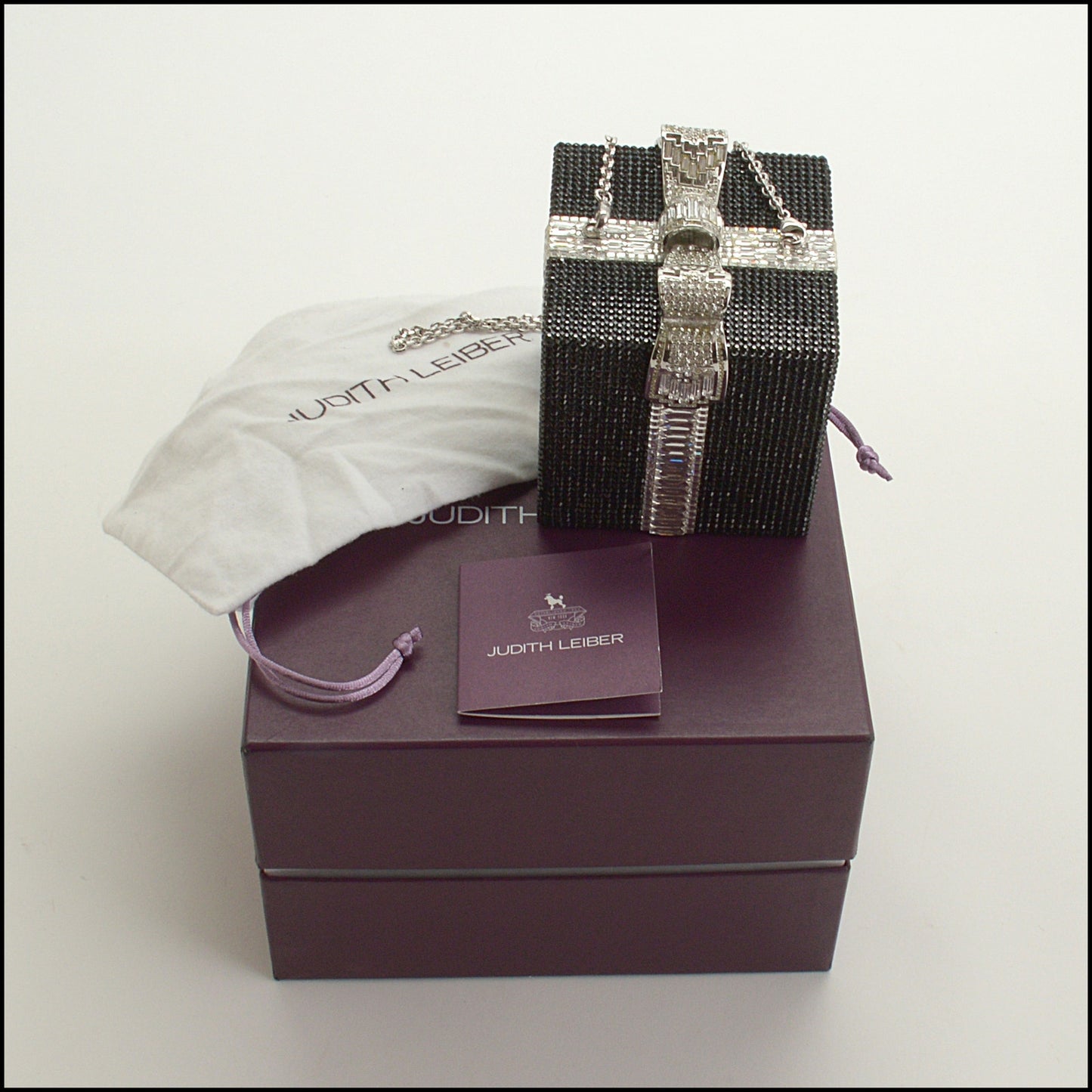 RDC15265 JUDITH LEIBER Black Crystal Gift Box Minaudiere