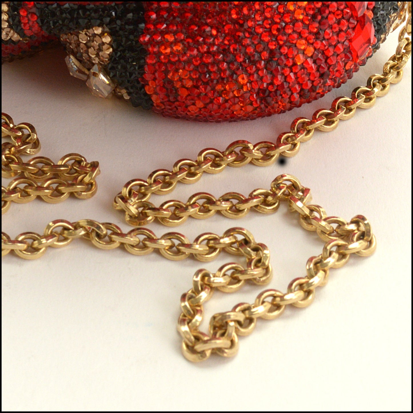 RDC15250 JUDITH LEIBER Red Snake Crystal Minaudiere Bag