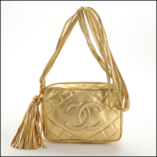 RDC14625 CHANEL Vintage '89-'91 Gold Lambskin Diamond CC Quilted Small Camera Bag