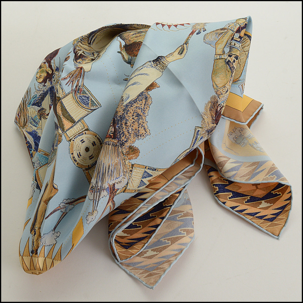 RDC15676 HERMES Light Blue/Tan ''Les Danses Des Indiens'' Scarf Kermit Oliver