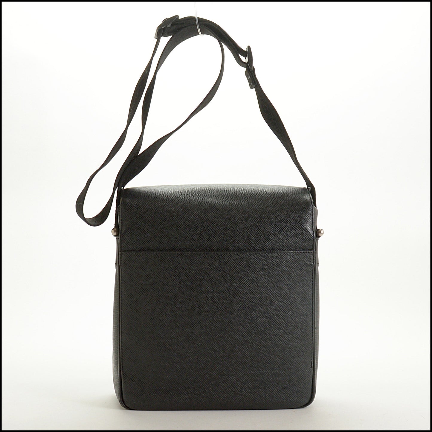RDC15334 LOUIS VUITTON Black Taiga Leather Messenger Bag