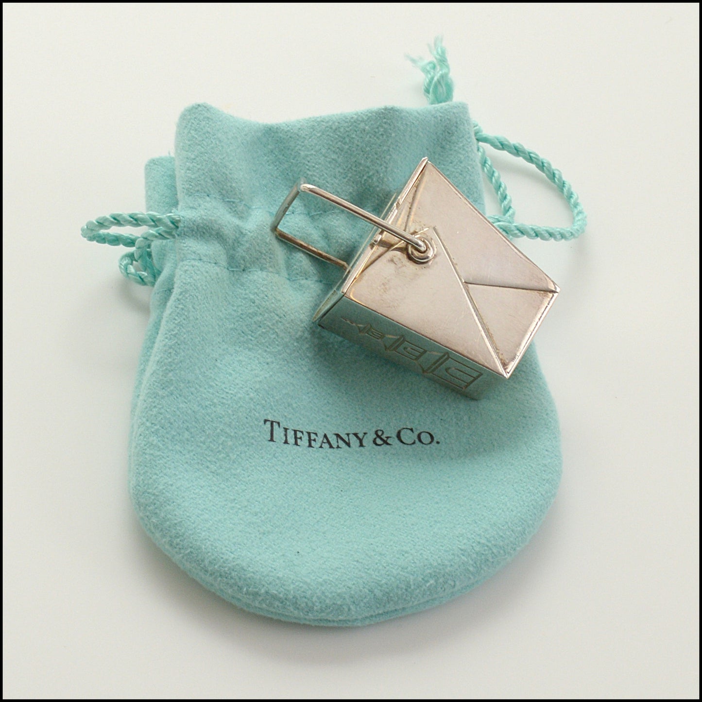 RDC15322 TIFFANY & CO. Vintage Sterling Silver Pagoda Takeout Box Pill Case