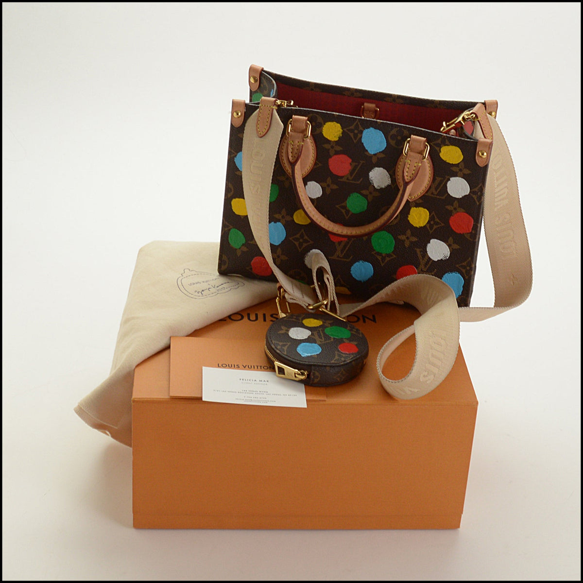 RDC15738 LOUIS VUITTON 2023 Kusama Painted Dots On The Go PM Tote Bag