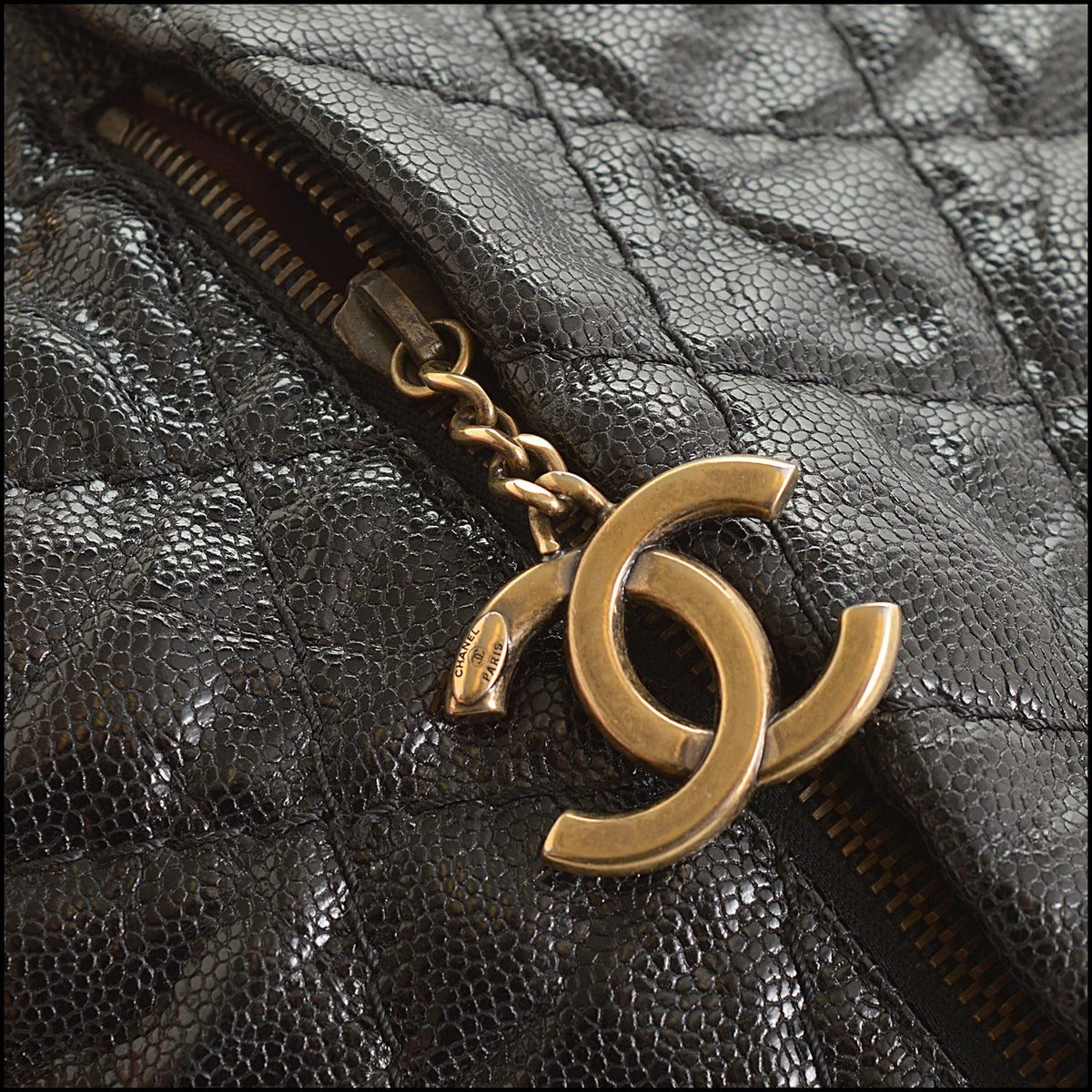 RDC15639 CHANEL 2011-2012 Black Caviar Leather Coco Pleats Tote Bag