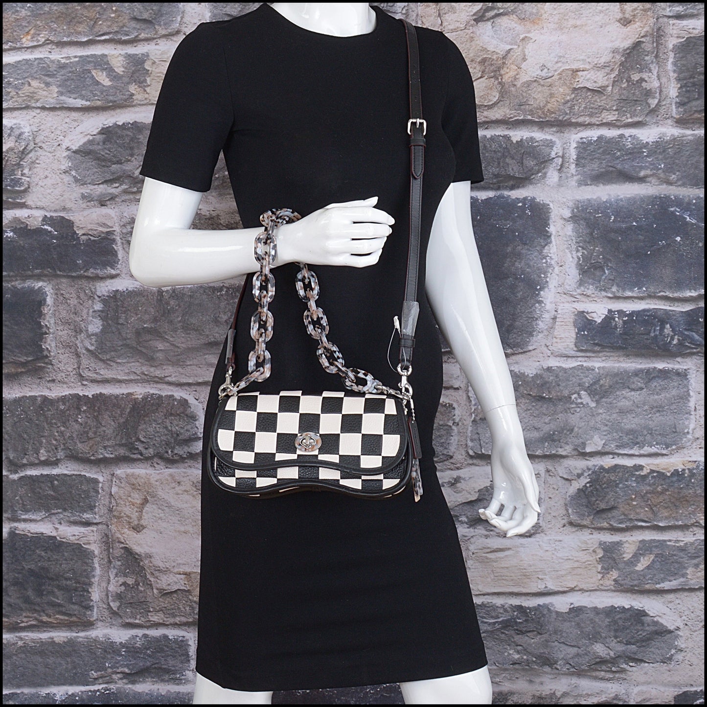 RDC15399 COACHTOPIA Black and White Checkerboard Wavy Dinky Bag