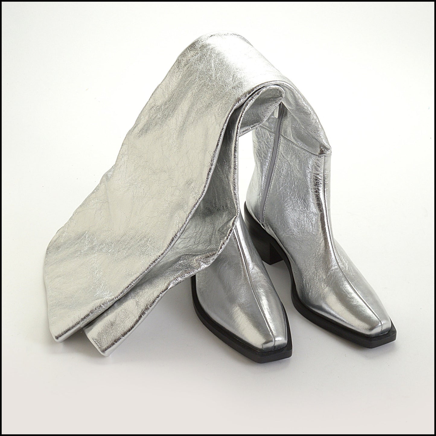 RDC14664 STUART WEITZMAN Silver Crushed Metallic Leather SWxAknvas Scrunch Boot Size 9.5B