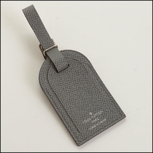 RDC15668 LOUIS VUITTON Gray Taiga Leather Luggage Tag