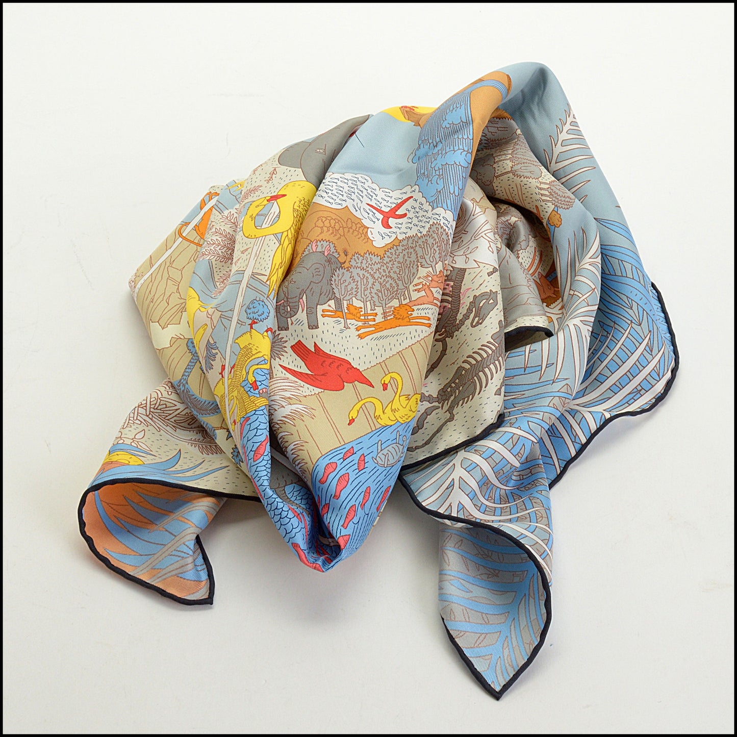 RDC14857 HERMES 90cm Carnival des Anima Silk Scarf