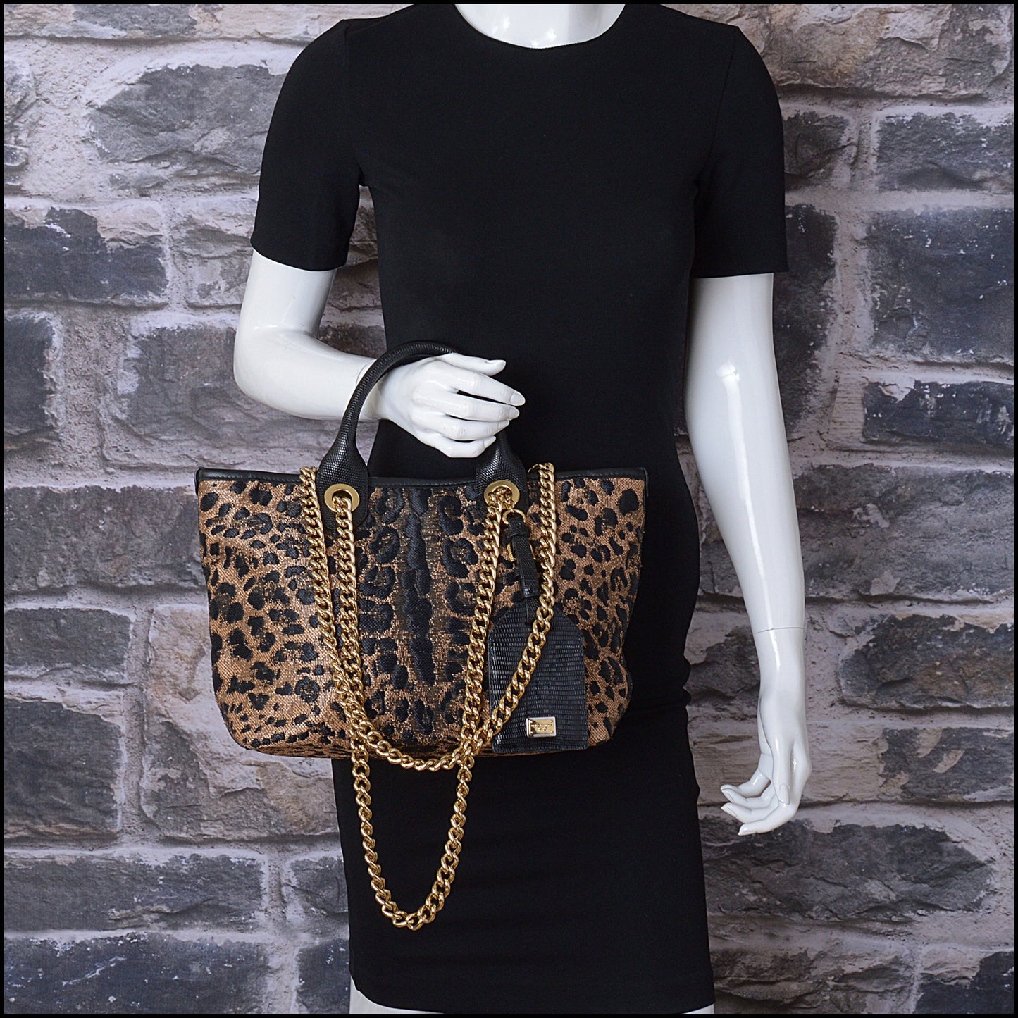 RDC14437 Dolce & Gabbana Leopard Woven Raffia Capri Small Tote Bag