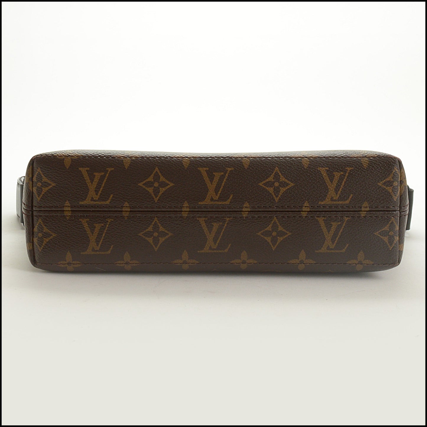 RDC15333 LOUIS VUITTON Brown Monogram Macassar Magnetic Messenger Bag