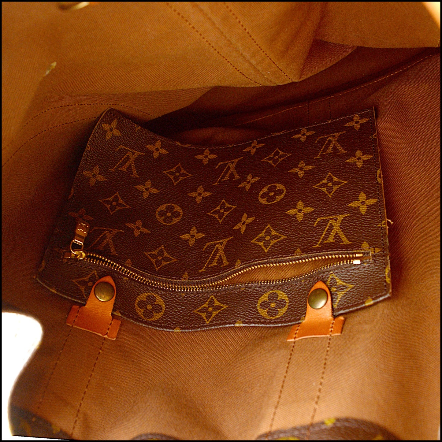 RDC15059 LOUIS VUITTON '95 LV Monogram Canvas Randonee Sling Backpack